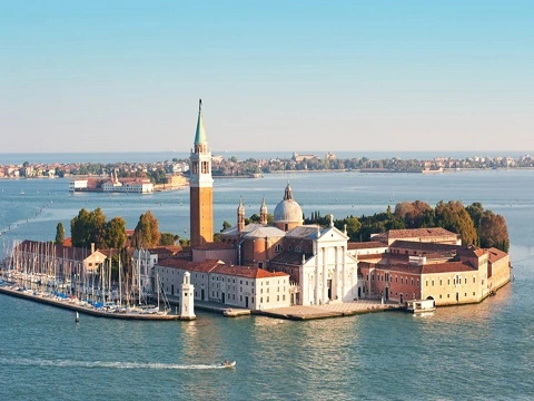 "Venezia Segreta: Scopri le Gemme Nascoste della Laguna"